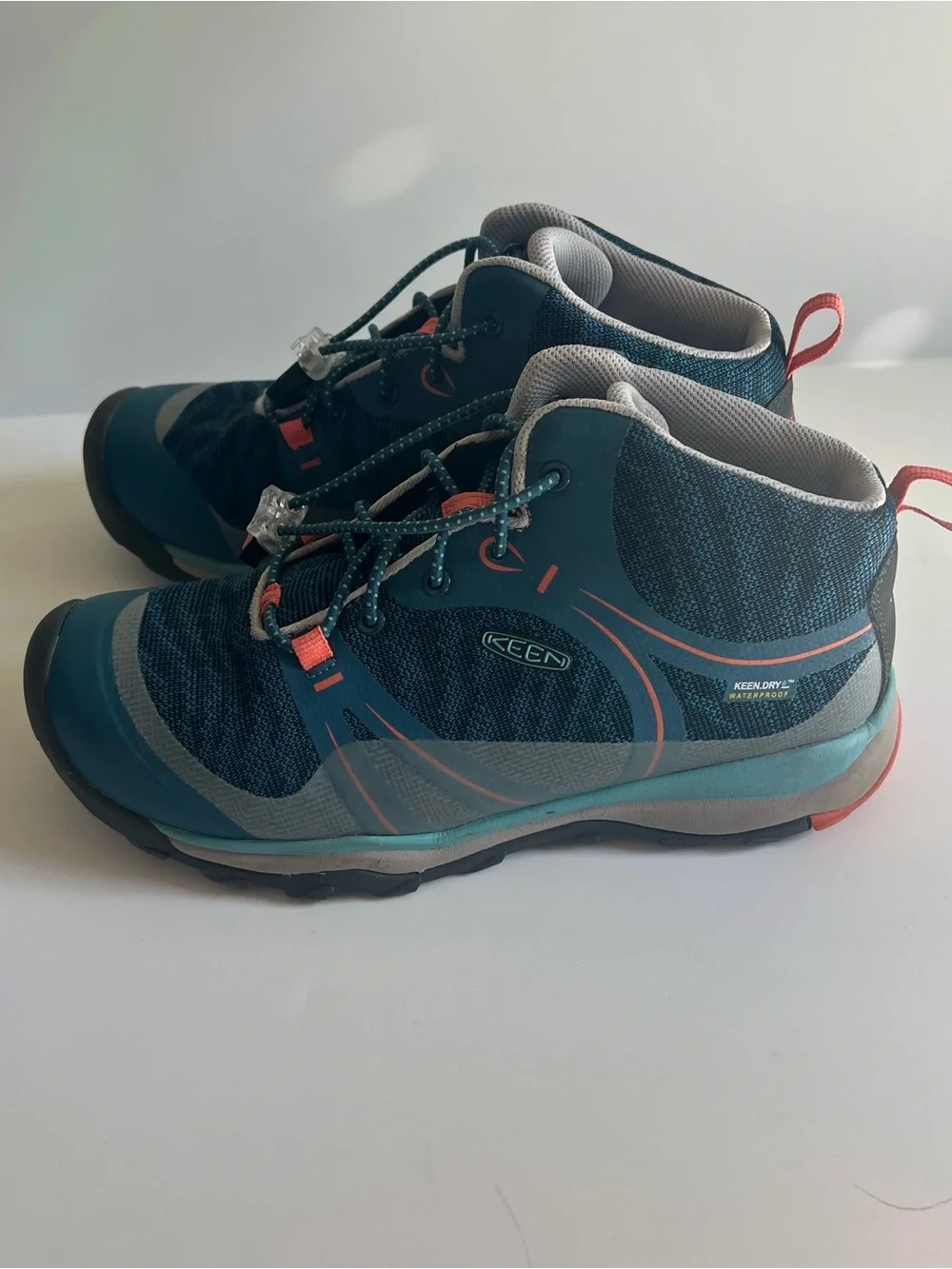 KEEN Kids Hiking Boots